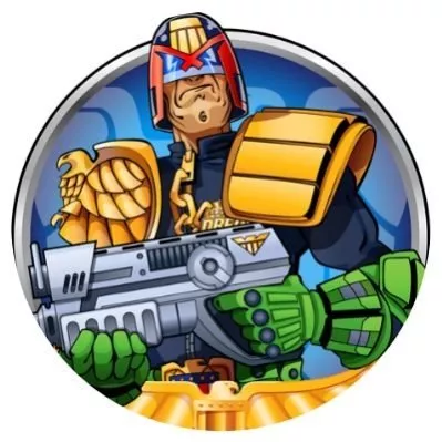 Judge-Dredd-rundt-bilde.-e1563343565611